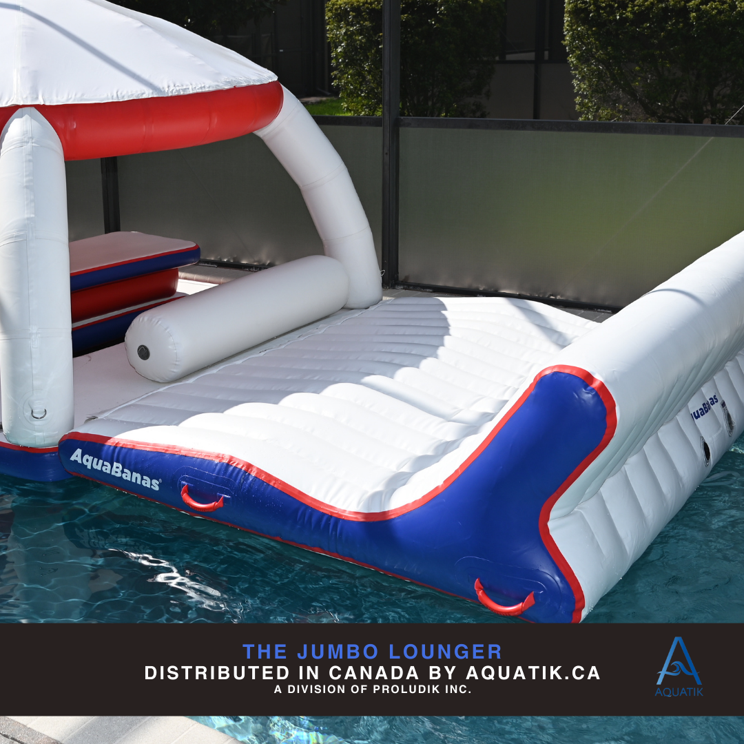 aquabanas-aquatik-inflatabletent-inflatableisland-ileflottante-tente gonflable-tente-tente flottante-bar aquatique-quaiflottant-inflatabledock-water park-pneumatique-piscine-pool lounger-lounger-jumbo lounger-chaise longue gonflable-chaise flottante-canada-ontario-lac-lakes-boatlife-quebec-montreal-toronto-vancouver-island-resort supply-equipement piscine-bana-bana circulaire
Plateforme gonflable de type lounger Aquabanas. Idéale pour la détente sur l’eau lors d’activités nautiques ou événements flottants