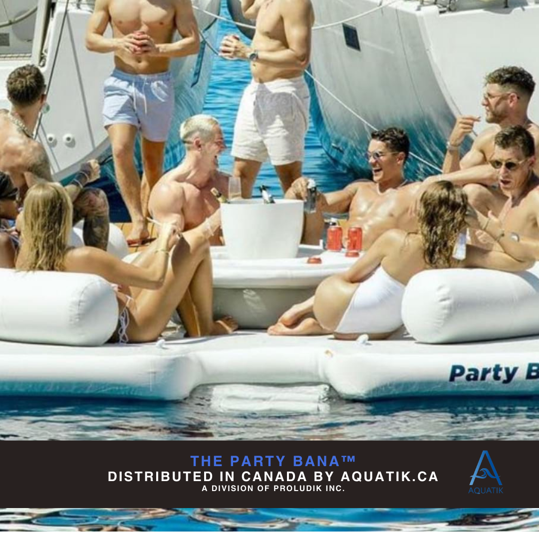 Îlot flottant de grande capacité pour 50 personnes. Solution modulaire pour événements nautiques, hôtels ou parcs aquatiques.