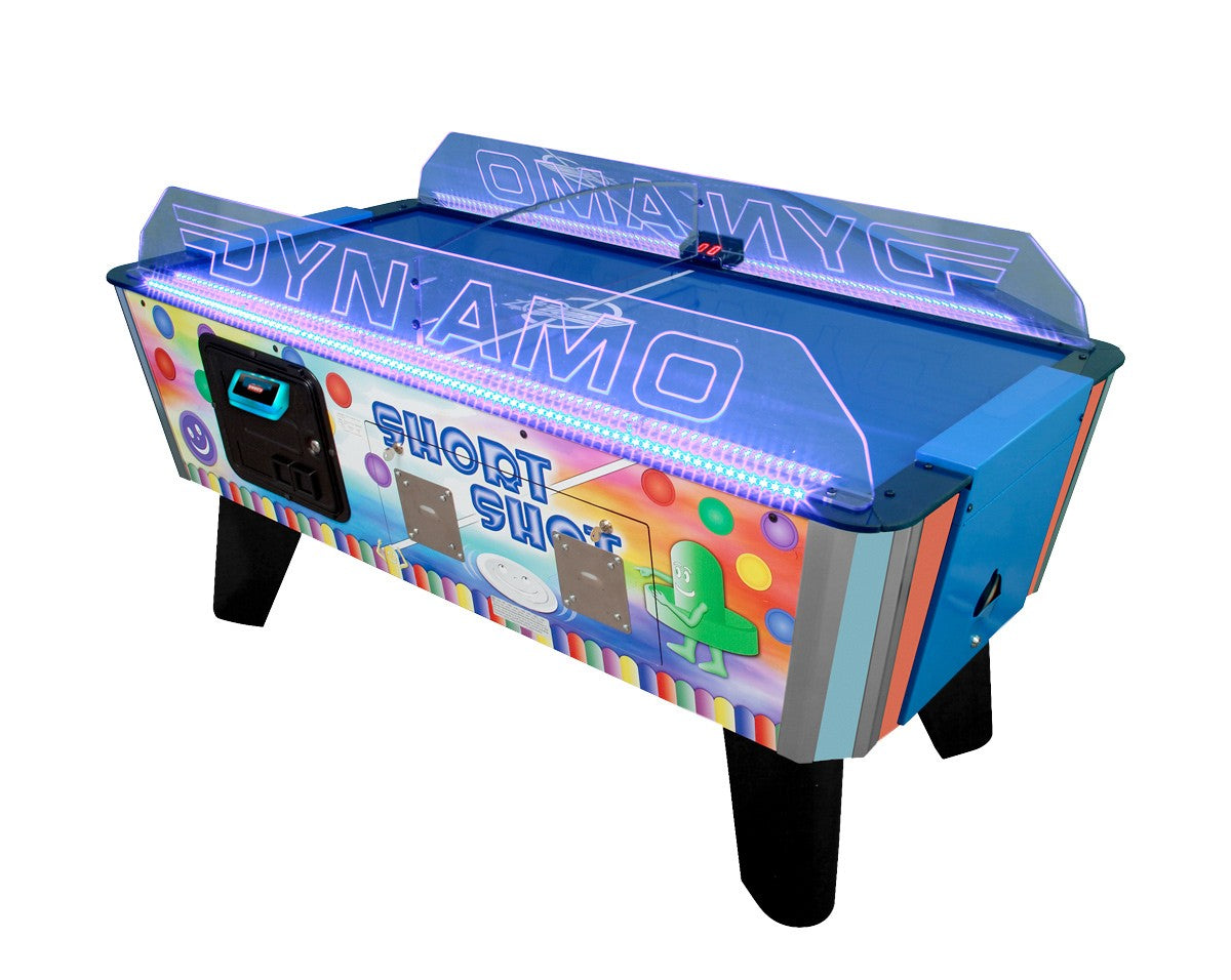 Table de air hockey électronique compacte. Format idéal pour petits espaces ou jeunes joueurs shortshotfull_dynamogames_machine_air_hockey_short_shot_commerciale_hockeysurtable_tablehockey_hockey_jeu_payante_proludik_canada_villedequebec_quebec_montreal_
